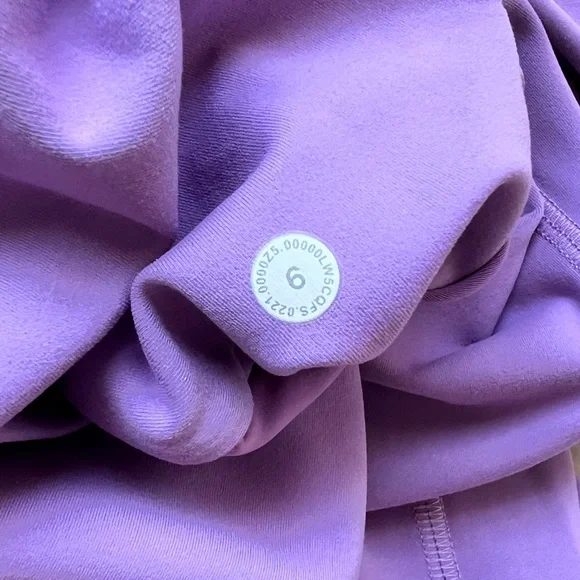 Lululemon Invigorate light purple/pink leggings Size 6 - Picture 9 of 10